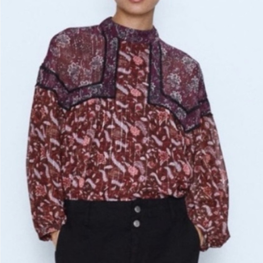 Zara S red and black floral peasant Blouse